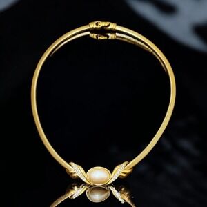 Vintage Monet Gold Tone Collar Necklace Rhinestone Cabochon Statement